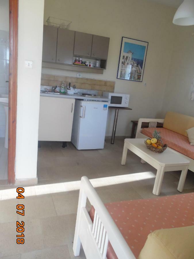 Hippokratis Apartments Gerani  Extérieur photo